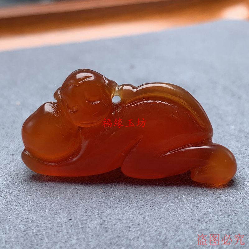 天然红玛瑙红水晶立体十二生肖吊坠鼠牛虎兔龙蛇马羊猴鸡狗猪项链 - 图1