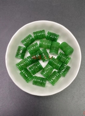 精品干青翡翠色回纹柱子桶珠