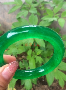 阳绿翡翠手镯冰种帝王绿玉镯