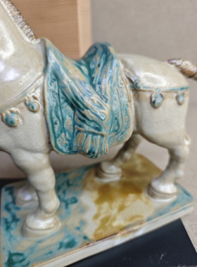 日本进口中古瓷器全新正品名家美邦作三彩马置物摆件81岁1989年作