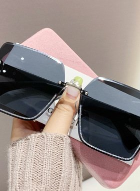 无框2025新款时尚大框细闪太阳眼镜女士圆框显瘦度假防紫外线墨镜