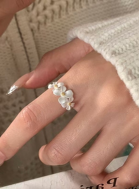 甜美气质田园风栀子花戒指时尚简约优雅百搭食指戒轻奢高级手饰女