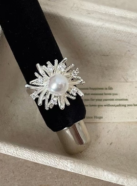 轻奢气质高级感镶钻珍珠烟花戒指时尚通勤百搭ins冷淡风指环戒女