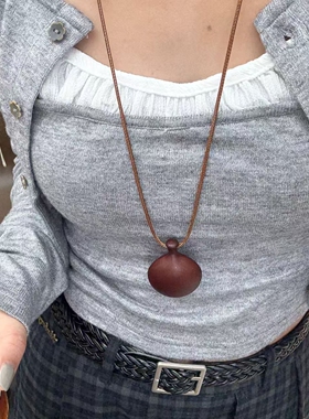 复古禅意风木质扩香酒壶吊坠项链新中式时尚小众设计高级感毛衣链