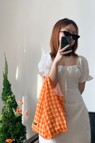 HIDDENNOTES/小众背心包 春夏橙色野餐手提包 棋盘格手提包 3背法 - 图1