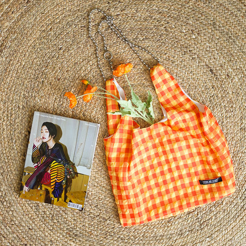 HIDDENNOTES/小众背心包 春夏橙色野餐手提包 棋盘格手提包 3背法 - 图2