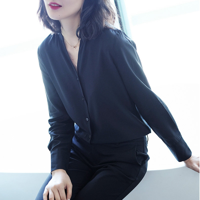 吸睛丝垂雪纺v领黑色女设计感衬衫 iumi衬衫