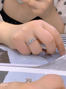 【星光皇后】正品D色莫桑钻石戒指送证书纯银情侣闺蜜仙气首饰品