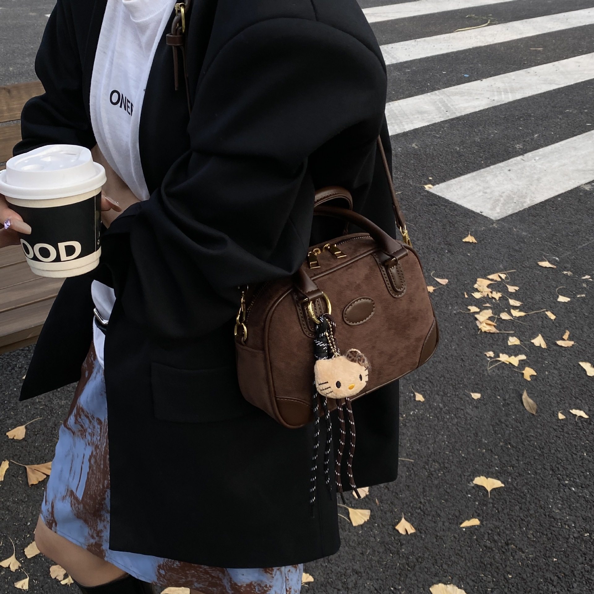 小众复古撞色手提包包女秋冬2025新款韩国小众绒面拼接单肩斜挎包,淘宝优惠券,粉丝福利购,淘宝优惠卷