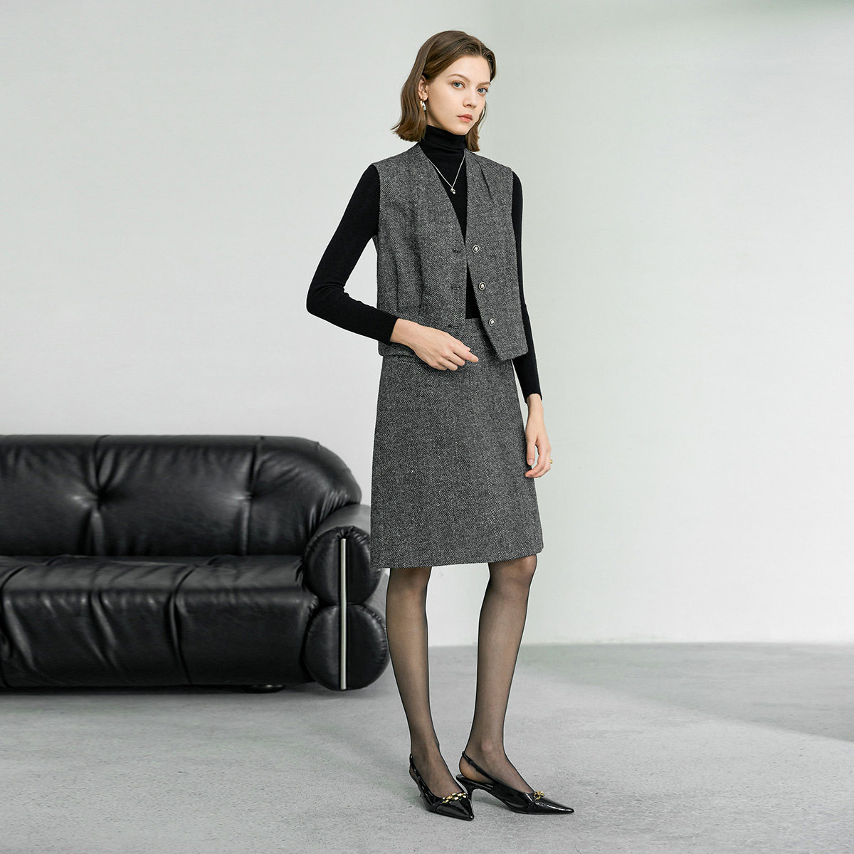 【56%羊毛】颜域搭配一整套女2025新款冬毛呢马甲外套半身裙套装,淘宝优惠券,粉丝福利购,淘宝优惠卷