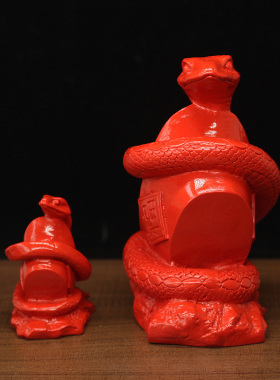 朱砂红十二生肖蛇摆件本命年风水