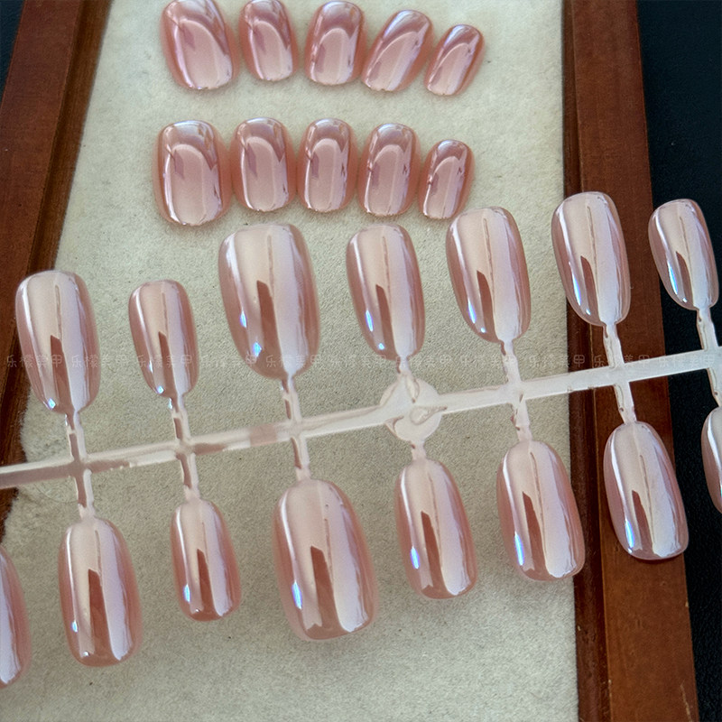 电镀极光海莉腮红穿戴甲ins纯欲腮红学生美甲贴片喷涂预制甲片,淘宝优惠券,粉丝福利购,淘宝优惠卷