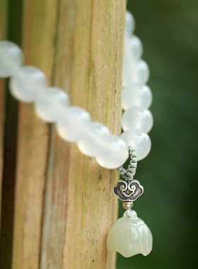 掌柜推荐 设计s925银白玛瑙天然和田玉手串女式手链潮流时尚通勤