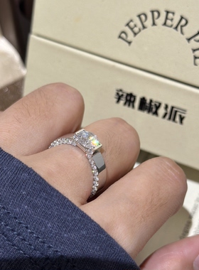 辣椒派 重磅！钛钢满钻豪镶钻戒女 5a锆石一克拉经典独钻婚戒海莉