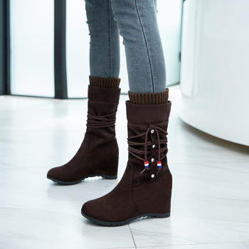 ຮຸ່ນເກົາຫຼີ slimming flat-soled inner-increasing mid-calf boots 2024 new medium-heeled women's shoes large size wedge-heeled sleeve Martin boots