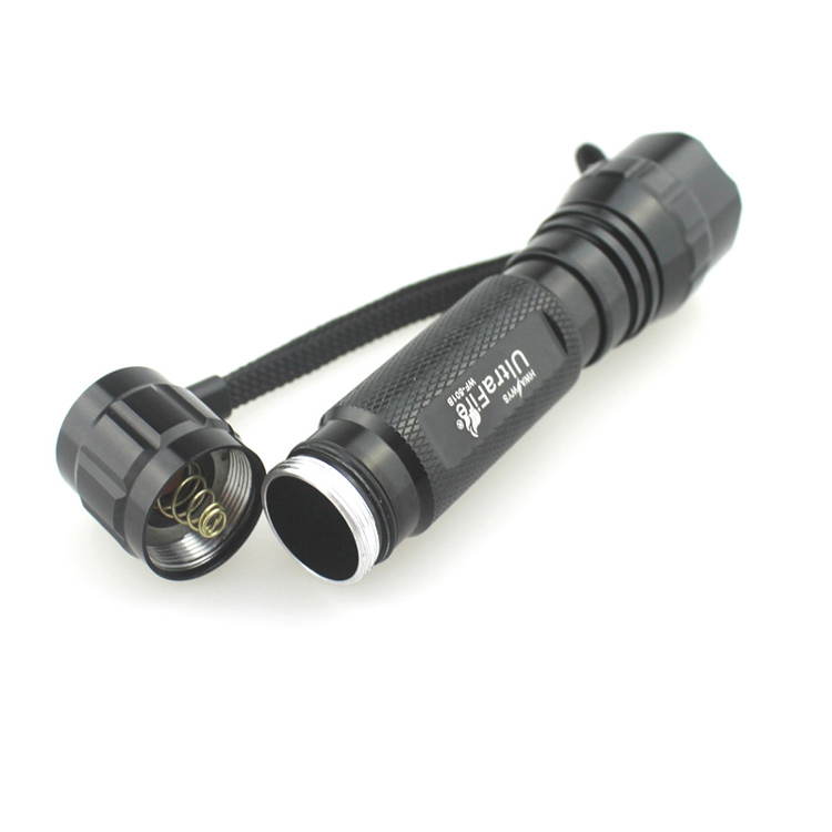 UltraFire 501B CREE XM-L2 U3 1600LM LED手电 家用 户外 轻便款 - 图1