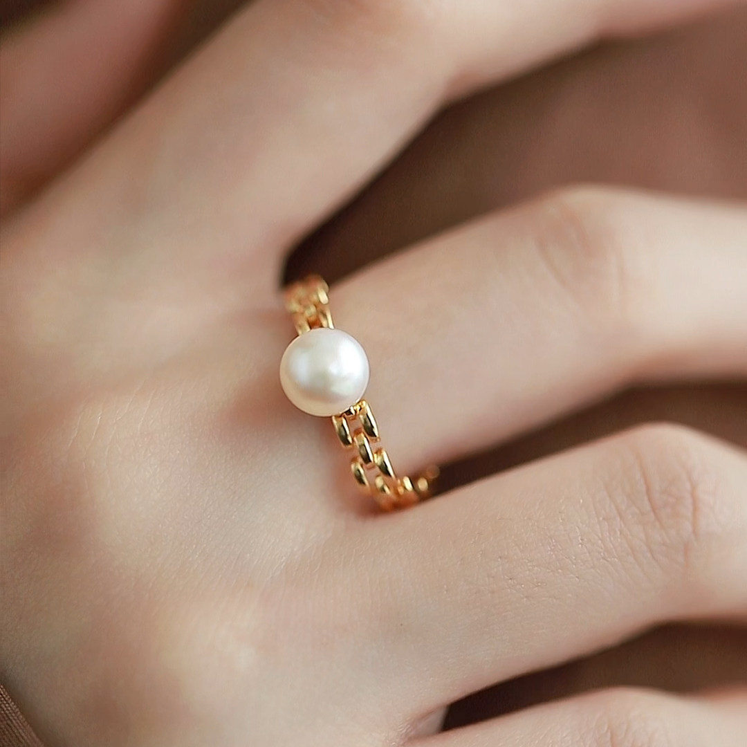 Natural freshwater pearl ring women's single pearl temperament light luxury high-end index finger ring