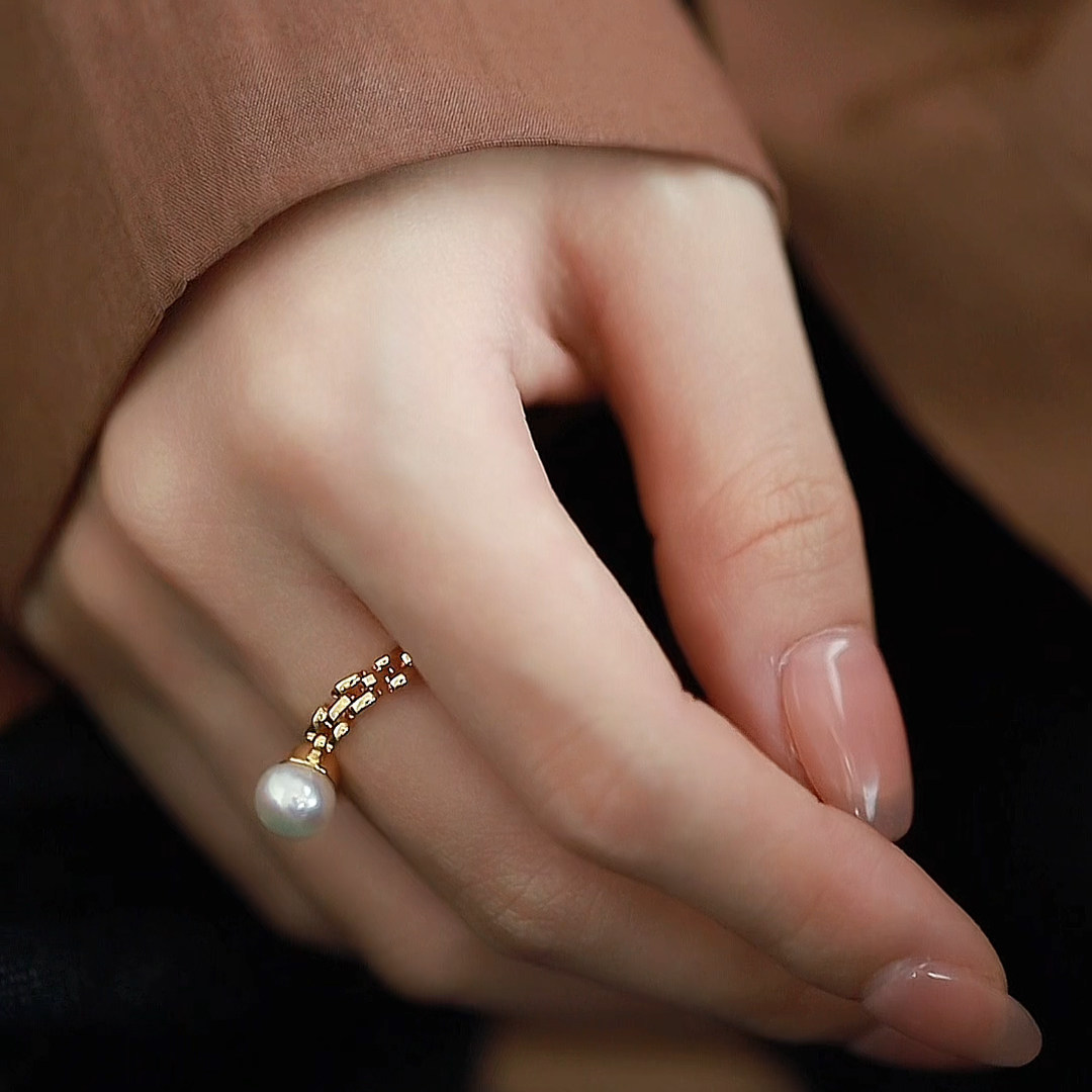 Natural freshwater pearl ring women's single pearl temperament light luxury high-end index finger ring