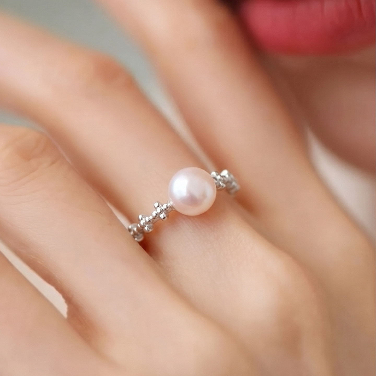 Natural freshwater pearl ring for women, perfectly round, sparkling, gentle and versatile, adjustable open ring