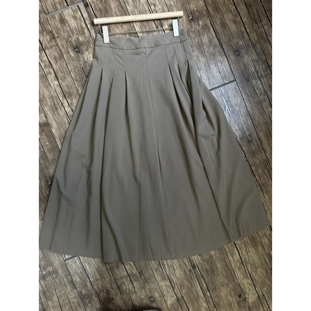 Versatile long pleated skirt for fat girls with commuting temperament