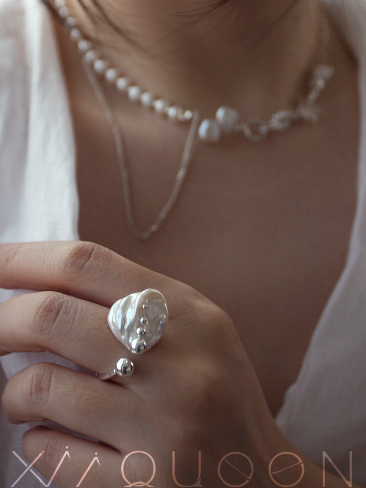 Niche original exaggerated large pearl sterling silver ring