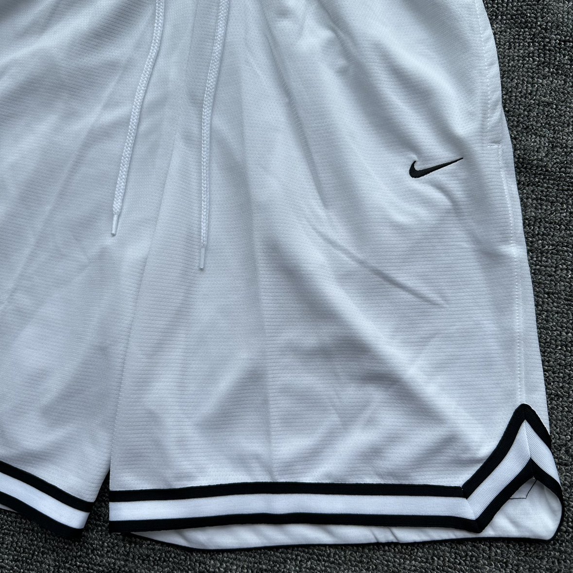 NIKE耐克 DRI-FIT DNA 23新款男刺绣小勾 速干篮球运动短裤DH7161,淘宝优惠券,粉丝福利购,淘宝优惠卷