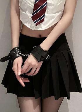 道具手铐毛绒pu皮革手铐剧本杀游戏道具手链加重情侣加厚脚铐男女