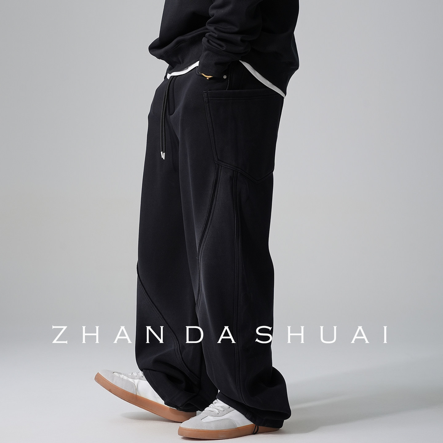 占大帅 冬季美式重磅拼接加绒卫裤男直筒宽松抽绳阔腿弯刀裤子潮 - 图1