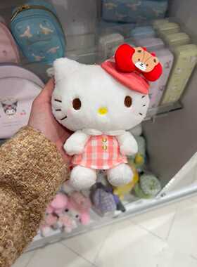 日本正版凯蒂猫公仔毛绒包挂件