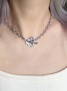 日韩系ins复古浮雕爱心ot扣项链choker小众甜酷y2k辣妹简约锁骨链