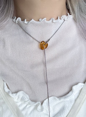 日韩系ins风琉璃咖色爱心抽拉调节蛇骨项链小众复古y2k甜酷叠戴