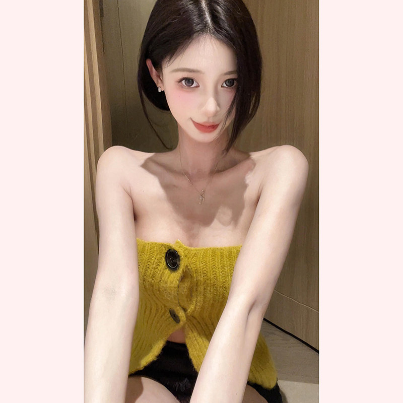 【TiTi美少女】春季保暖单圈扣子抹胸女显身材百搭毛线针织上衣,淘宝优惠券,粉丝福利购,淘宝优惠卷