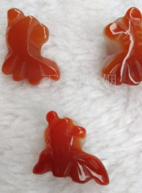 小金鱼挂件天然原色玛瑙吊坠