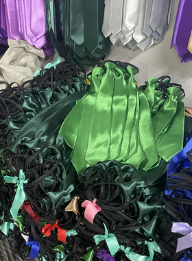 纯色拉链式领带枫缘聚酯纤维