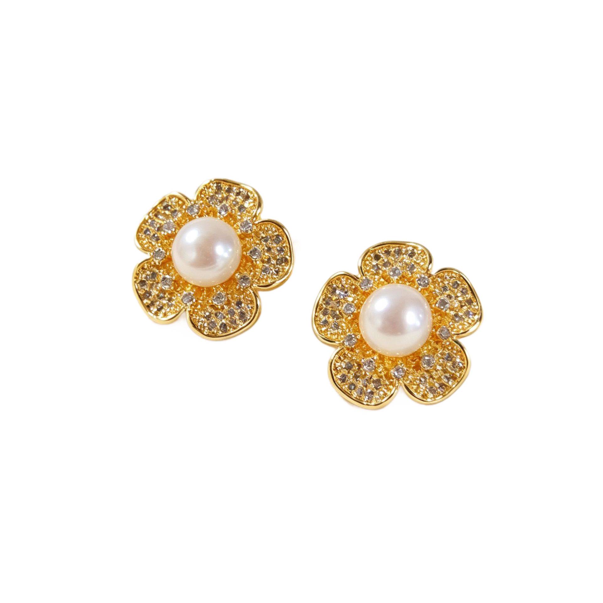 Natural freshwater pearl flower jewelry set Zircon inlaid pearl necklace earrings stud ring three-piece set