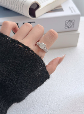 时尚简约四爪锆石微镶闭口指环戒指女小众高级轻奢食指戒热卖