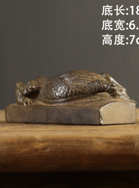 青石雕刻复古做旧瑞兽摆件