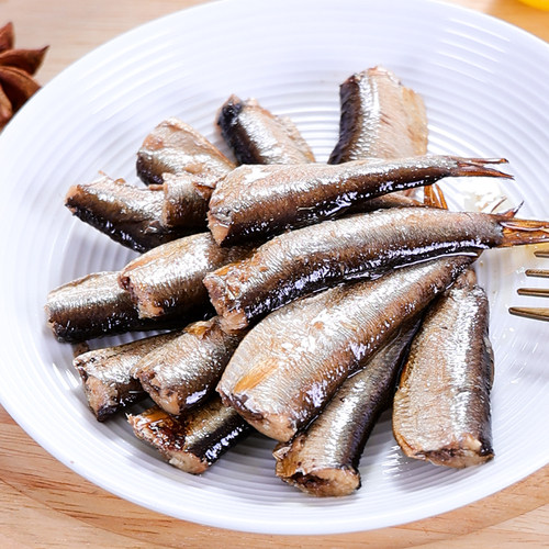 俄罗斯进口油浸波罗的海熏制小鲱鱼罐头即食品下酒菜熏鱼肉160g - 图1