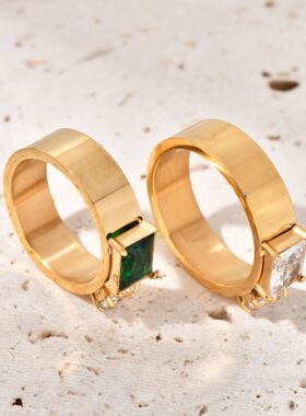 欧美时尚新款小众设计钛钢镀18K金多色镶锆石戒指指环女中指食指