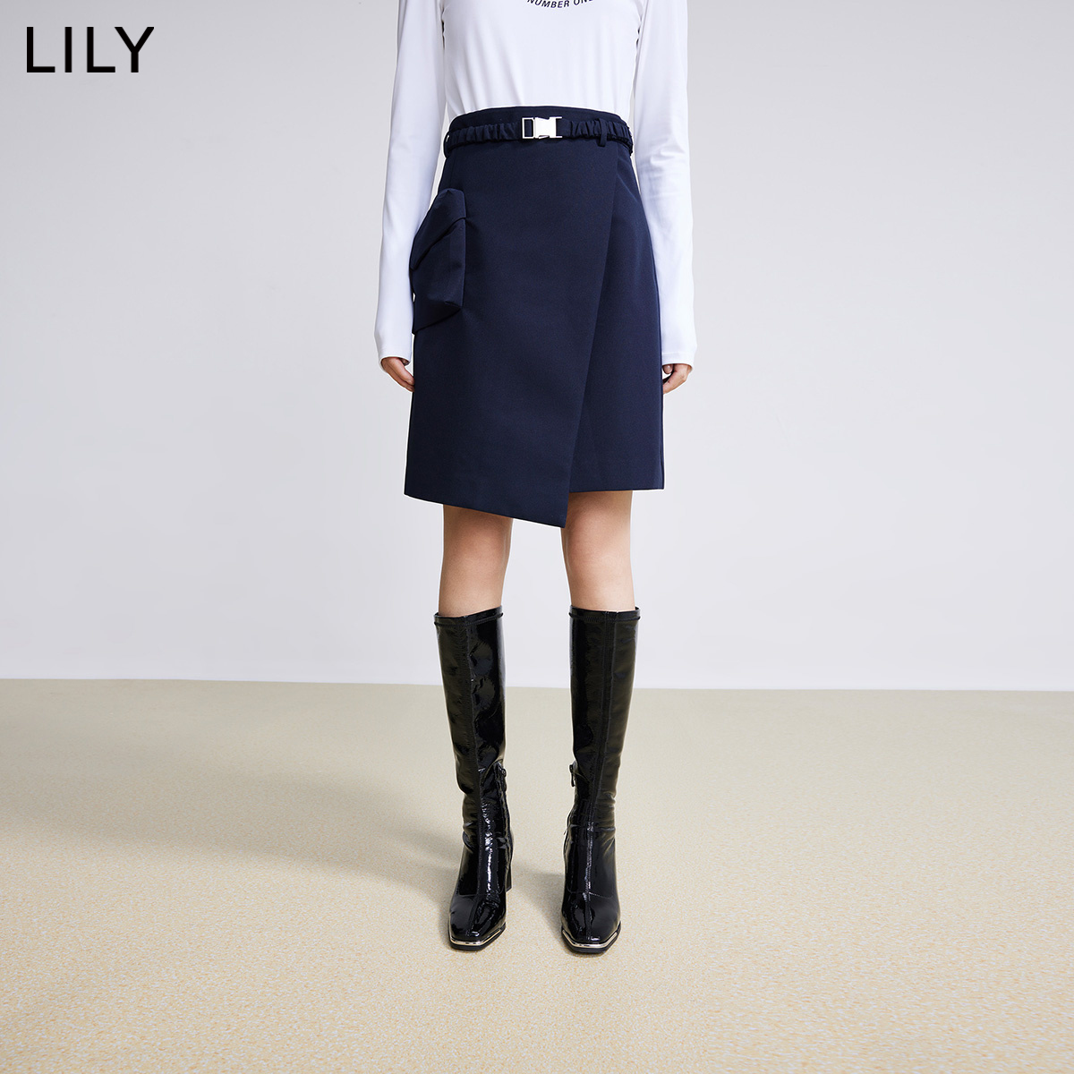 【商场同款】LILY2022春新款女装时尚立体口袋修身不规则短裙半裙 - 图1