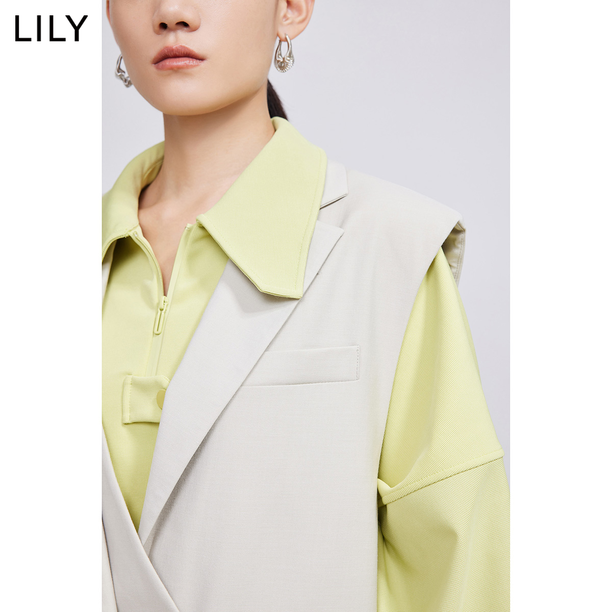 【商场同款】LILY2022春新款女装时尚洋气双门襟宽松西装马甲外套 - 图2