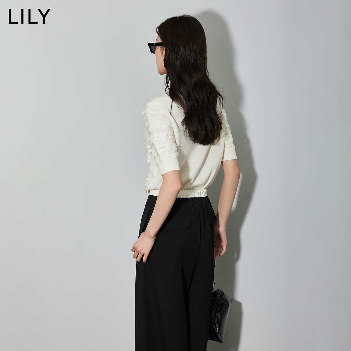 LILY2024春新款女装时尚别致都市通勤设计感短款九分袖毛针织衫女-图2