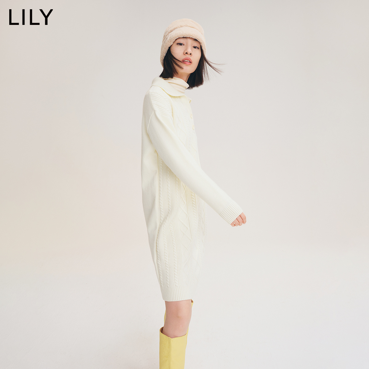 LILY2022冬新款女装优雅纯色通勤款复古翻领宽松直筒针织款连衣裙-图0