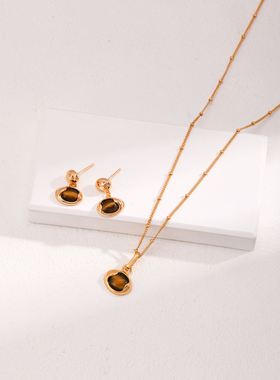 欧美个性独特高级感虎眼石豆子吊坠项链女秋冬2023年新款锁骨链女