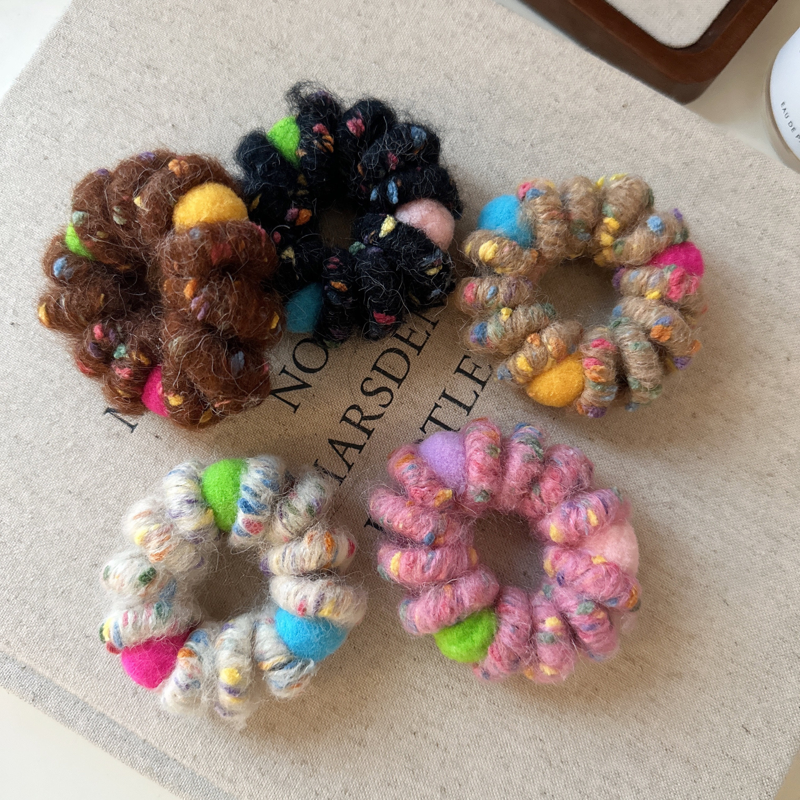 秋冬彩色电话线发圈女百搭毛绒绒发绳无痕不伤发头绳发饰扎头皮筋,淘宝优惠券,粉丝福利购,淘宝优惠卷