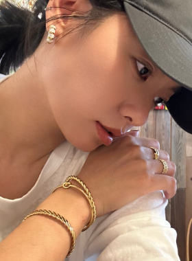 734钛钢绳结欧美度假开口手镯中性小众简约几何圆弧开口手镯