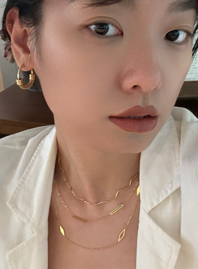 734钛钢洗澡不掉色项链女叠戴简约百搭小众高级裸链金色锁骨链