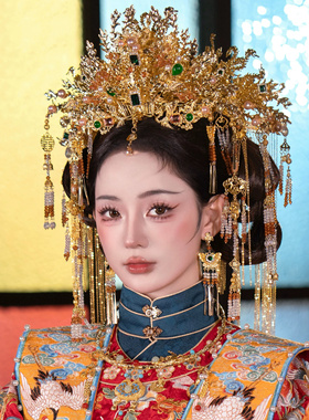 出租新娘金色凤冠高级感华丽古装头饰品新娘秀禾服龙凤褂宫廷造型