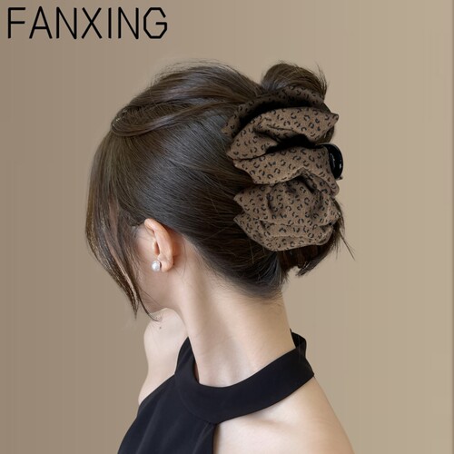 【棕系旅人】云朵泡泡抓夹大号蝴蝶结发夹后脑勺高级感鲨鱼夹发饰 - 图0