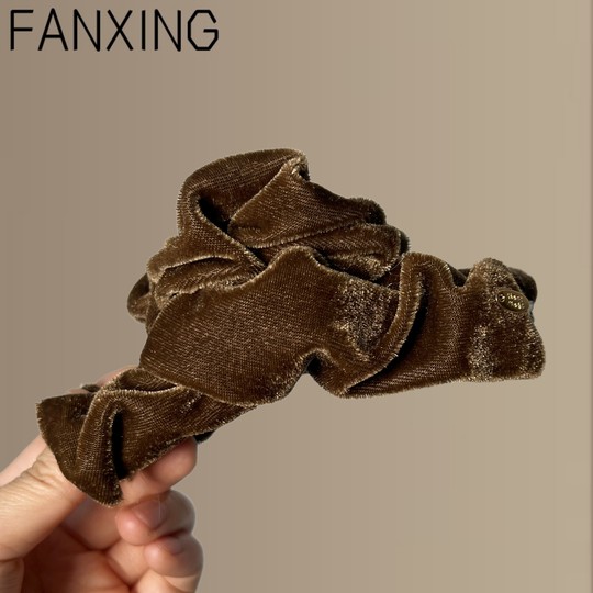 【赤红妆匣】法式丝绒褶皱抓夹大号鲨鱼夹气质旅行发卡百搭发抓